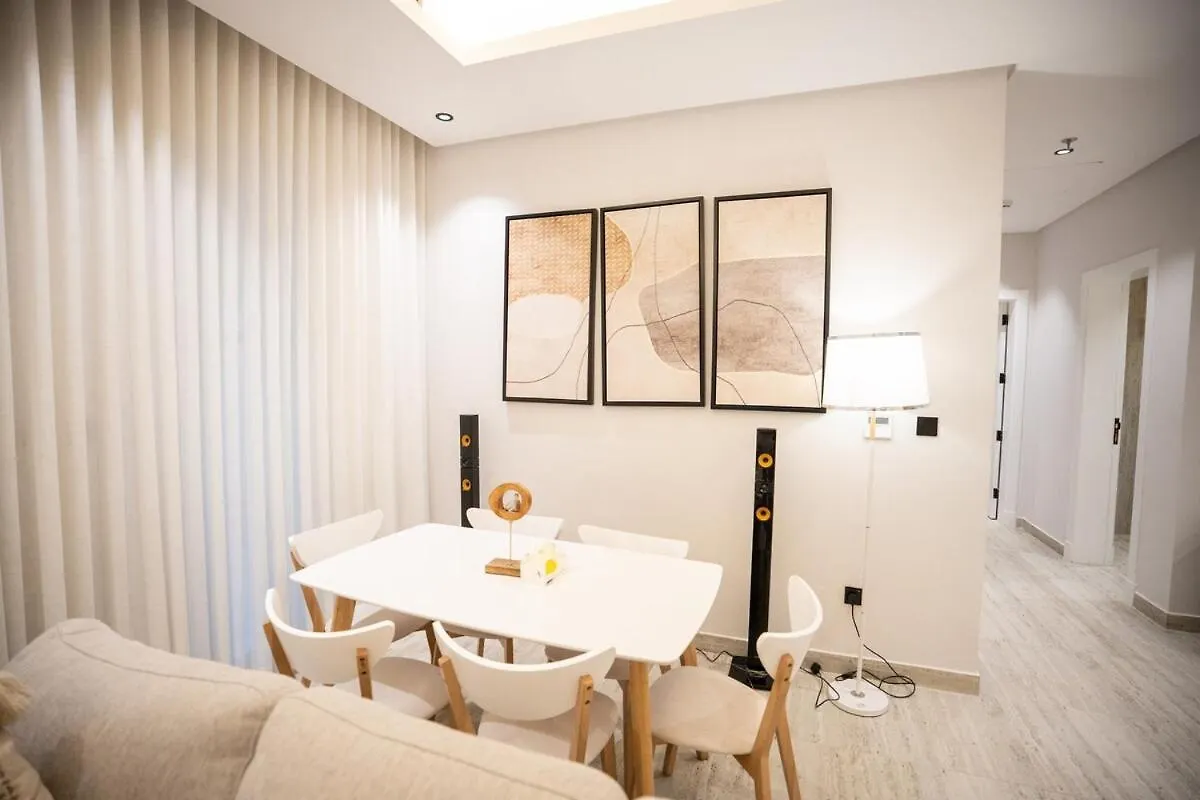 LP99-8 Luxury 2BR Apartment in Al Murooj Riyadh